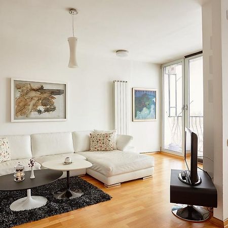 Luxury Apartment Near City Center Σκόπια Εξωτερικό φωτογραφία